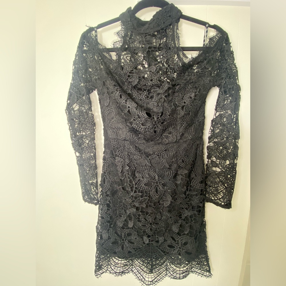 NWT Misguided Black Lace Cold Shoulder Mini Dress Size US 6/UK 10